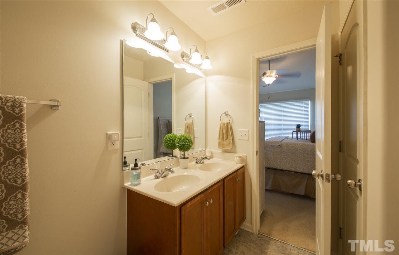 4729 Queen Pierrette Street Raleigh, NC 27610 - Photo 13 of 25 Gallery Image 13