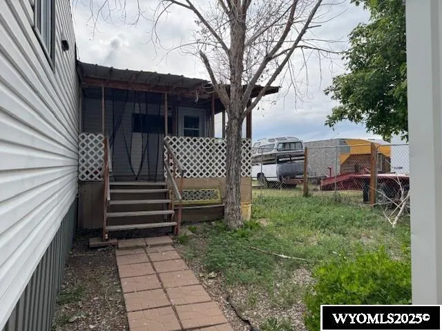 $89,900 | 53 East Hillcrest Drive, Diamondville, WY 83116