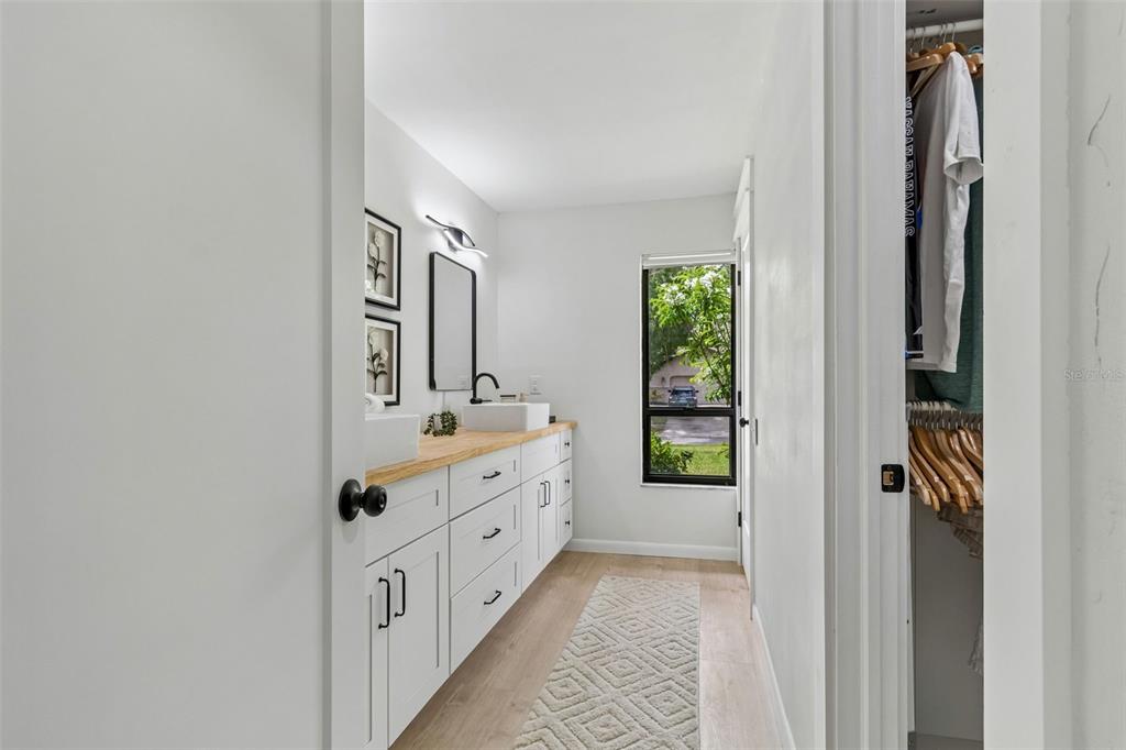 525 Walker Road Safety Harbor, FL 34695 - Photo 7 of 42 Gallery Image 7