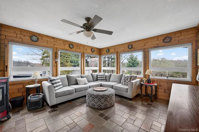 $610,000 | 65 Bailey Road, New Hampton, NY 10958