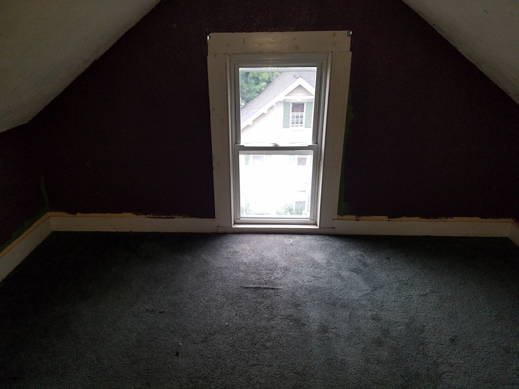 8 Oswald Street Worcester, MA 01607 - Photo 12 of 17 Gallery Image 12