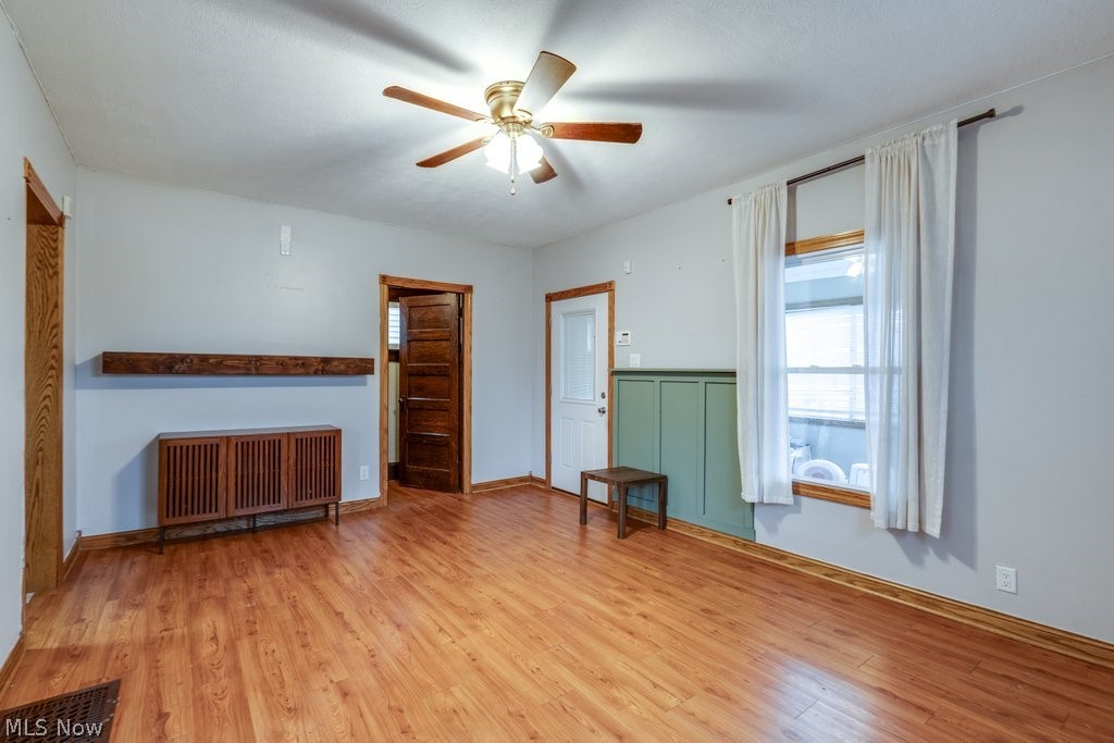 3027 Glen Place Northwest Canton, OH 44708 - Photo 8 of 41