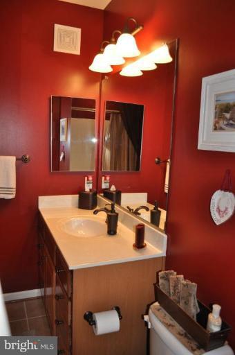 7315 Brookview Road, Unit 405 Elkridge, MD 21075 - Photo 20 of 28 Bath #2