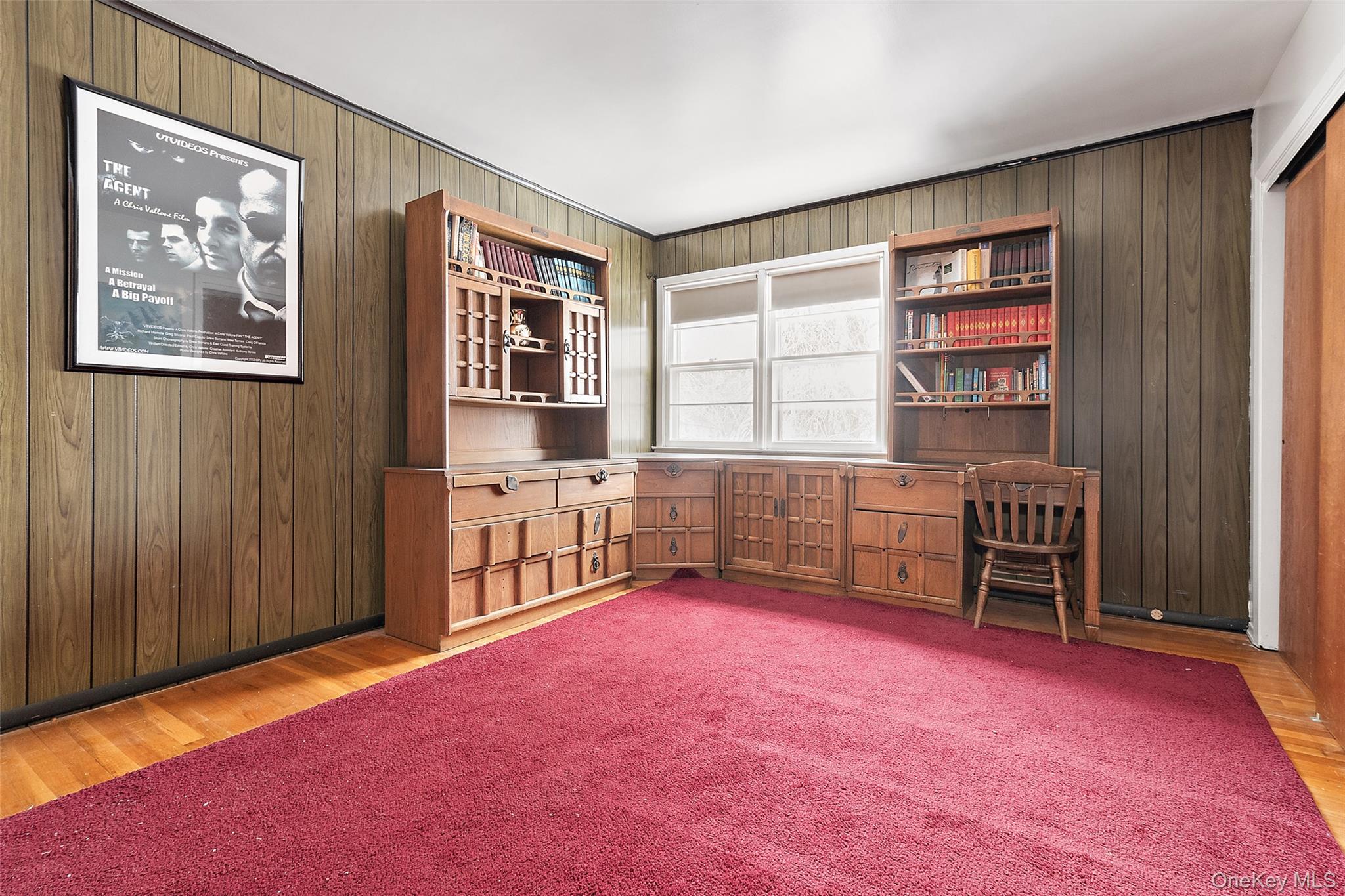 20 Old Farm Road Scarsdale, NY 10583 - Photo 27 of 40 an empty room with furniture and windows