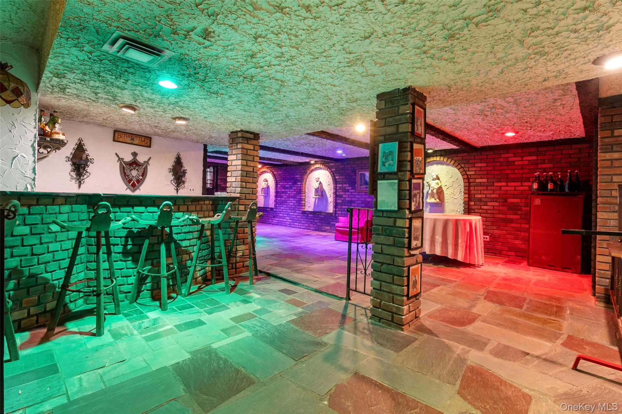 20 Old Farm Road Scarsdale, NY 10583 - Photo 36 of 41 Expansive Finished Basement with a bar