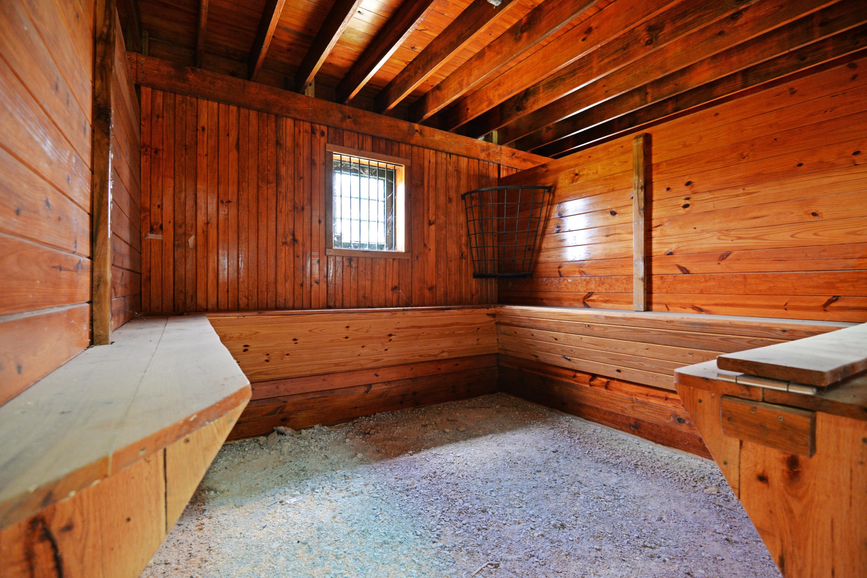 490 Hutcheson Road, Unit TRACT A Flintstone, GA 30725 - Photo 27 of 35 Stall interiors (med)