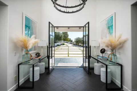 $3,850,000 | 8082 El Cielo, Rancho Santa Fe, CA 92067
