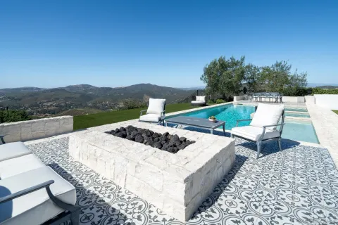 $3,850,000 | 8082 El Cielo, Rancho Santa Fe, CA 92067