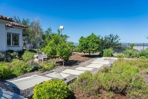 $3,850,000 | 8082 El Cielo, Rancho Santa Fe, CA 92067