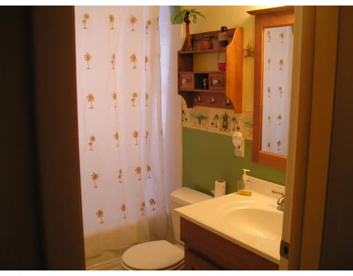 717 Holyoke Road Westfield, MA 01085 - Photo 12 of 14 Gallery Image 12