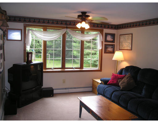 717 Holyoke Road Westfield, MA 01085 - Photo 4 of 14 Gallery Image 4