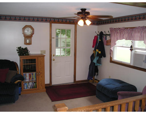 717 Holyoke Road Westfield, MA 01085 - Photo 5 of 14 Gallery Image 5