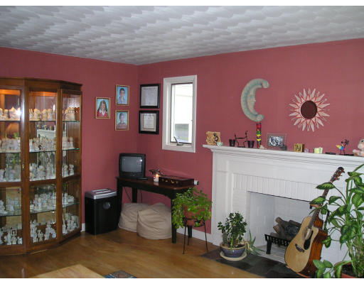 717 Holyoke Road Westfield, MA 01085 - Photo 8 of 14 Gallery Image 8