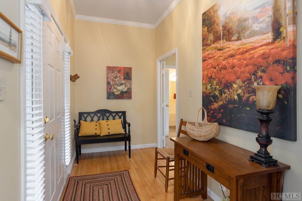 125 Overlook Road, Unit 4 Sapphire, NC 28774 - Photo 4 of 25 Gallery Image 4