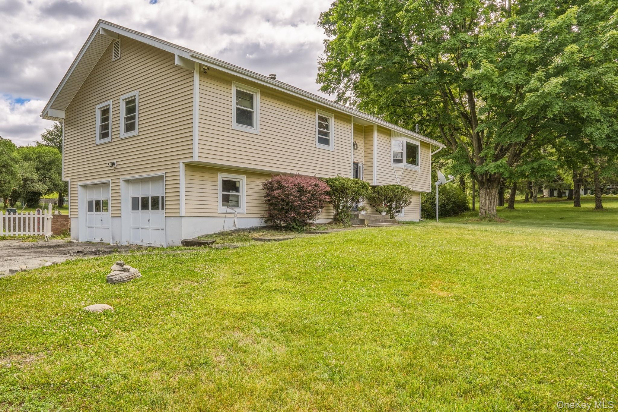 4 Hunt Drive Florida, NY 10921 - Photo 3 of 37
