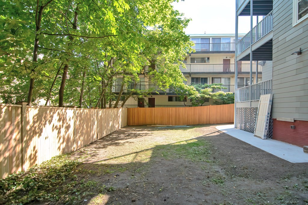 28 Inman Street, Unit 3 Cambridge, MA 02139 - Photo 25 of 25