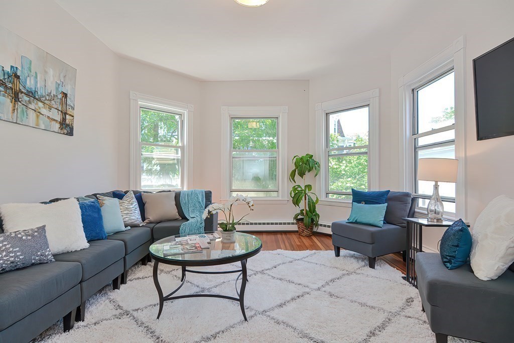 28 Inman Street, Unit 3 Cambridge, MA 02139 - Photo 3 of 25