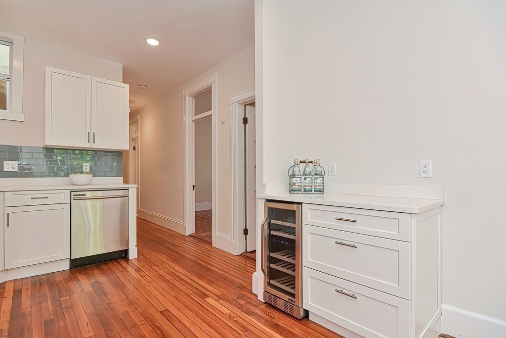 28 Inman Street, Unit 3 Cambridge, MA 02139 - Photo 10 of 25