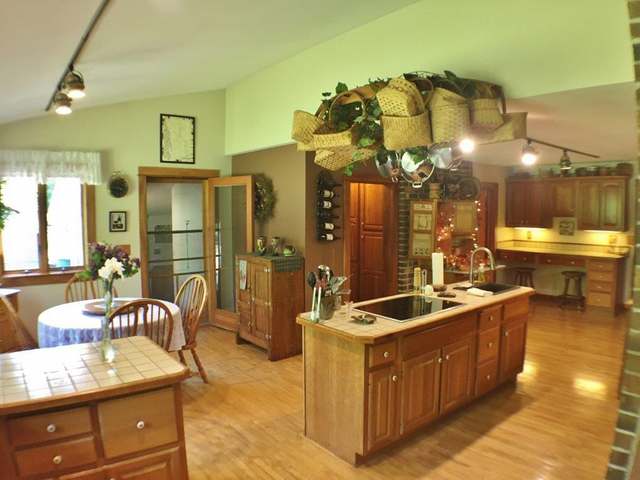 4890 High Point Road Rhinelander, WI 54501 - Photo 13 of 20 Gallery Image 13