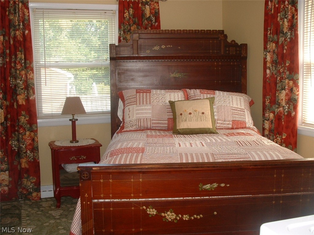 322 West Ohio Avenue Rittman, OH 44270 - Photo 14 of 34 Guest bedroom