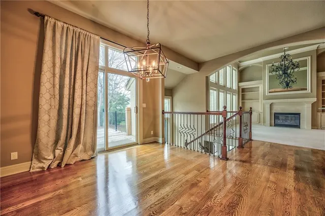 $799,950 | 9638 Zarda Drive, Lenexa, KS 66227