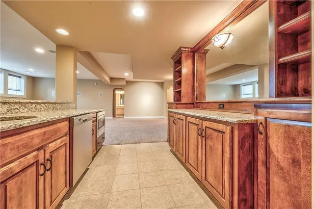 $799,950 | 9638 Zarda Drive, Lenexa, KS 66227