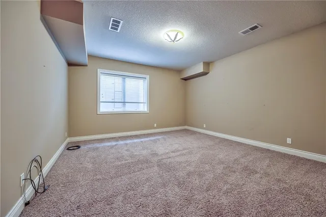 $799,950 | 9638 Zarda Drive, Lenexa, KS 66227