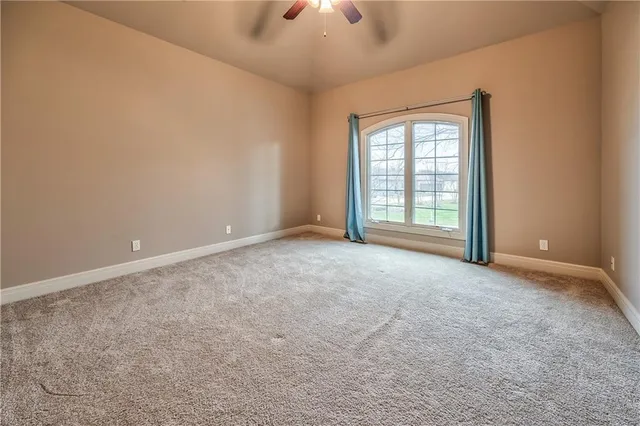 $799,950 | 9638 Zarda Drive, Lenexa, KS 66227