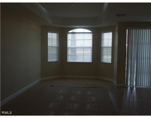 2775 Ravella Way Palm Beach Gardens, FL 33410 - Photo 6 of 17 living room