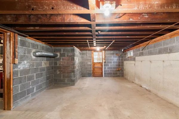 $235,000 | 2732 Hamilton Drive, Endicott, NY 13760