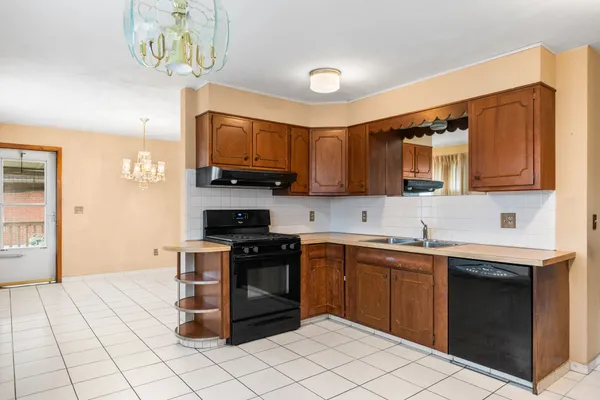 $235,000 | 2732 Hamilton Drive, Endicott, NY 13760