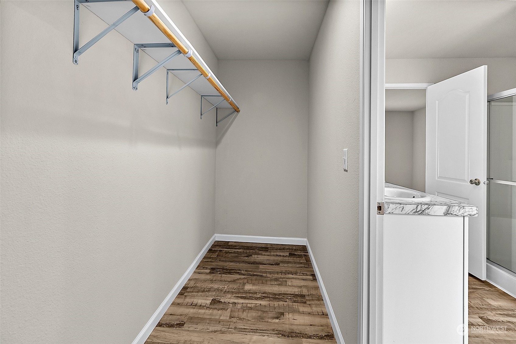 4010 Sunnyslope Road Southwest Port Orchard, WA 98367 - Photo 13 of 35 Gallery Image 13