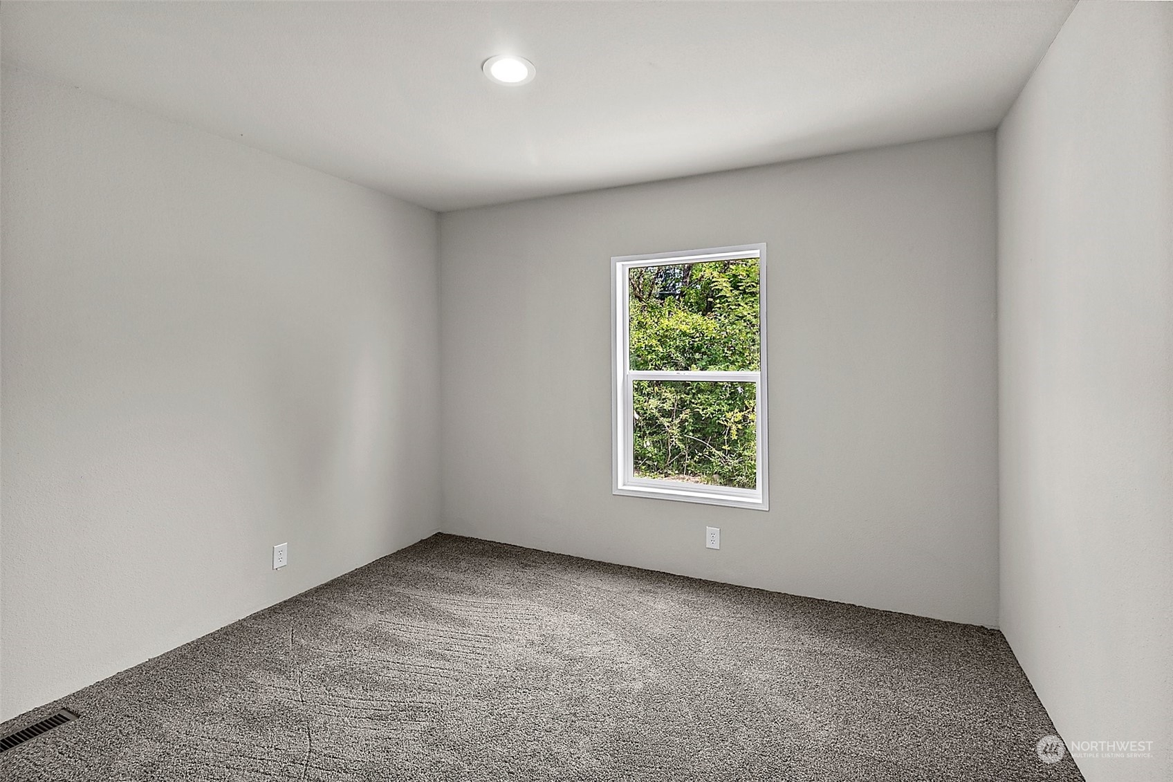 4010 Sunnyslope Road Southwest Port Orchard, WA 98367 - Photo 24 of 35 Gallery Image 24