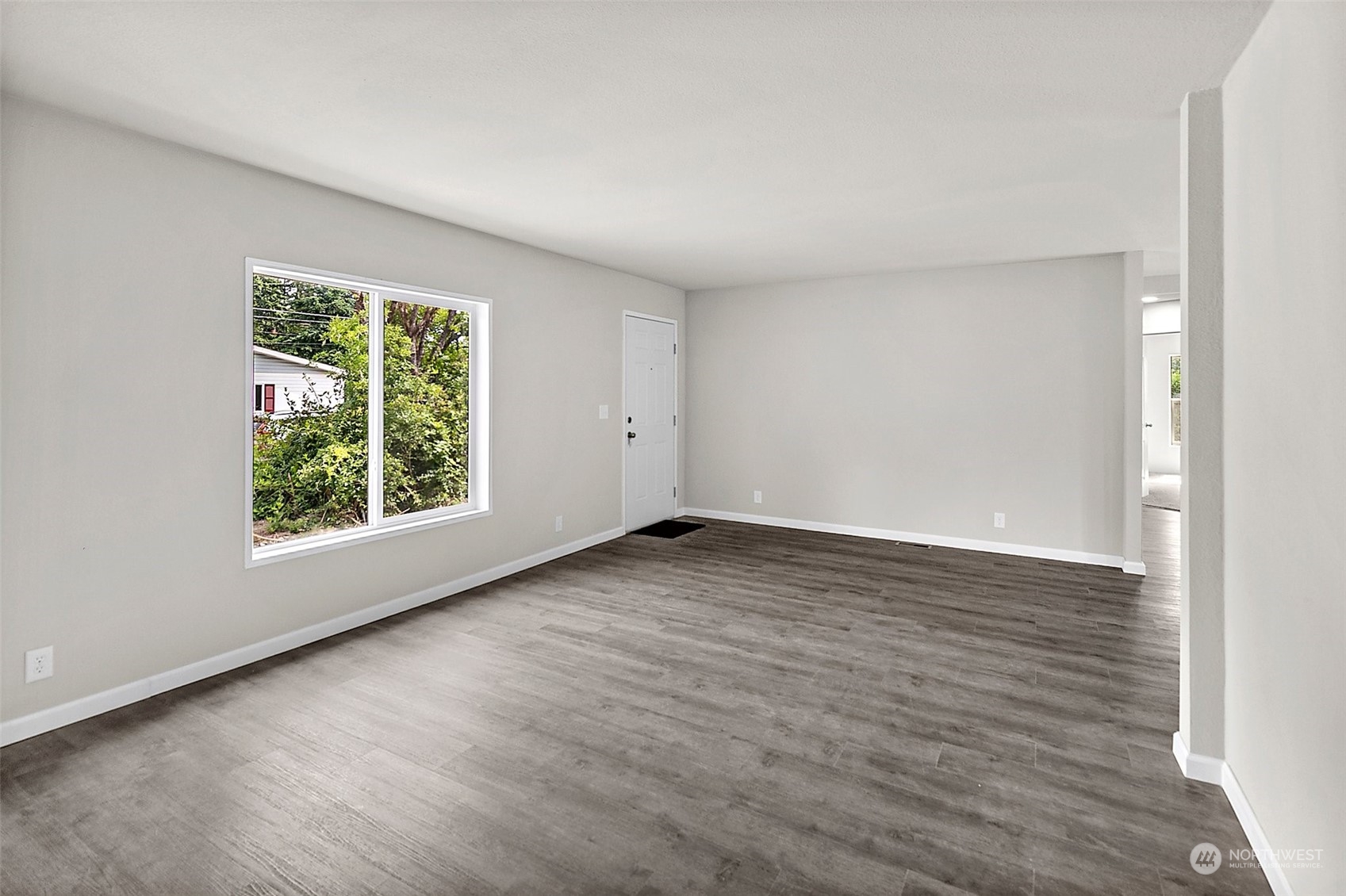 4010 Sunnyslope Road Southwest Port Orchard, WA 98367 - Photo 6 of 35 Gallery Image 6
