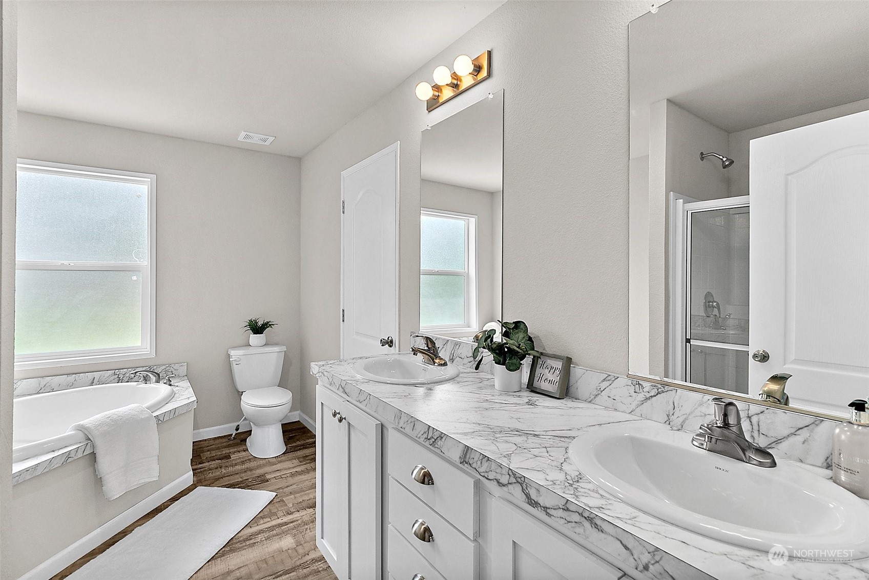 4010 Sunnyslope Road Southwest Port Orchard, WA 98367 - Photo 10 of 35 Gallery Image 10