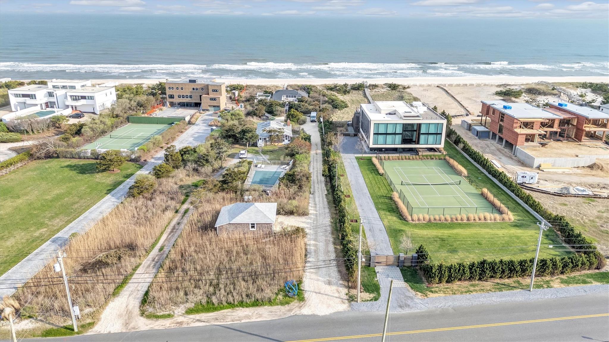 234 Dune Road Quogue, NY 11959 - Photo 24 of 34 a view of a city