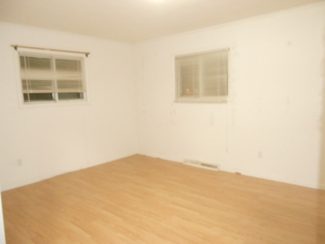 1749 West Monroe Road St. Louis, MI 48880 - Photo 9 of 16 1841347-8.JPG