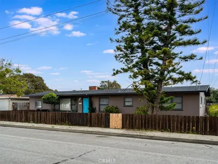 $899,900 | 1121 Sunset Drive, Arroyo Grande, CA 93420