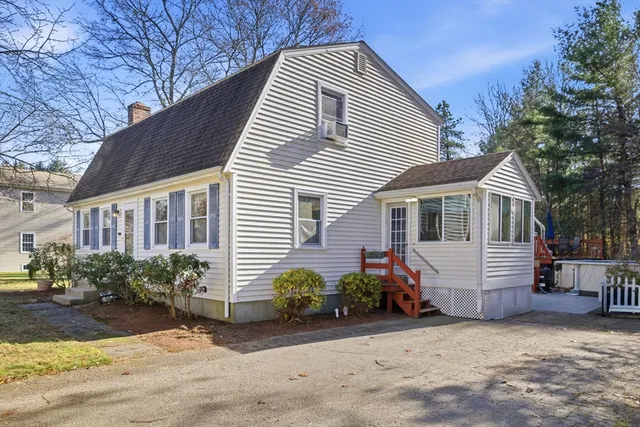 $629,900 | 24 Maverick Drive, Mansfield, MA 02048