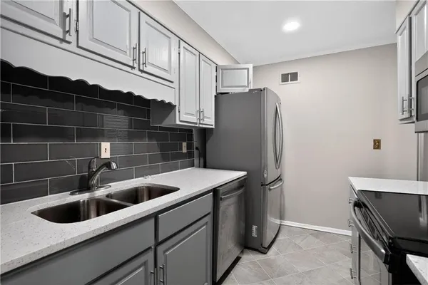 $1,600 | 105 Glen Acres Court, Decatur, GA 30035