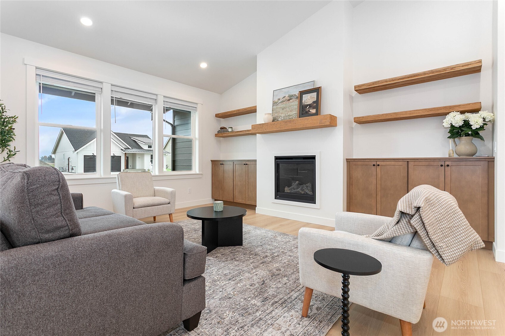 321 West 3rd Street Everson, WA 98247 - Photo 7 of 32 Gallery Image 7