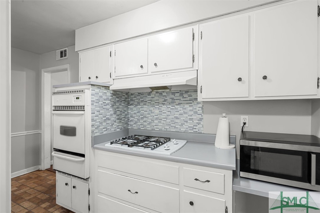 719 Windsor Road Savannah, GA 31419 - Photo 12 of 40