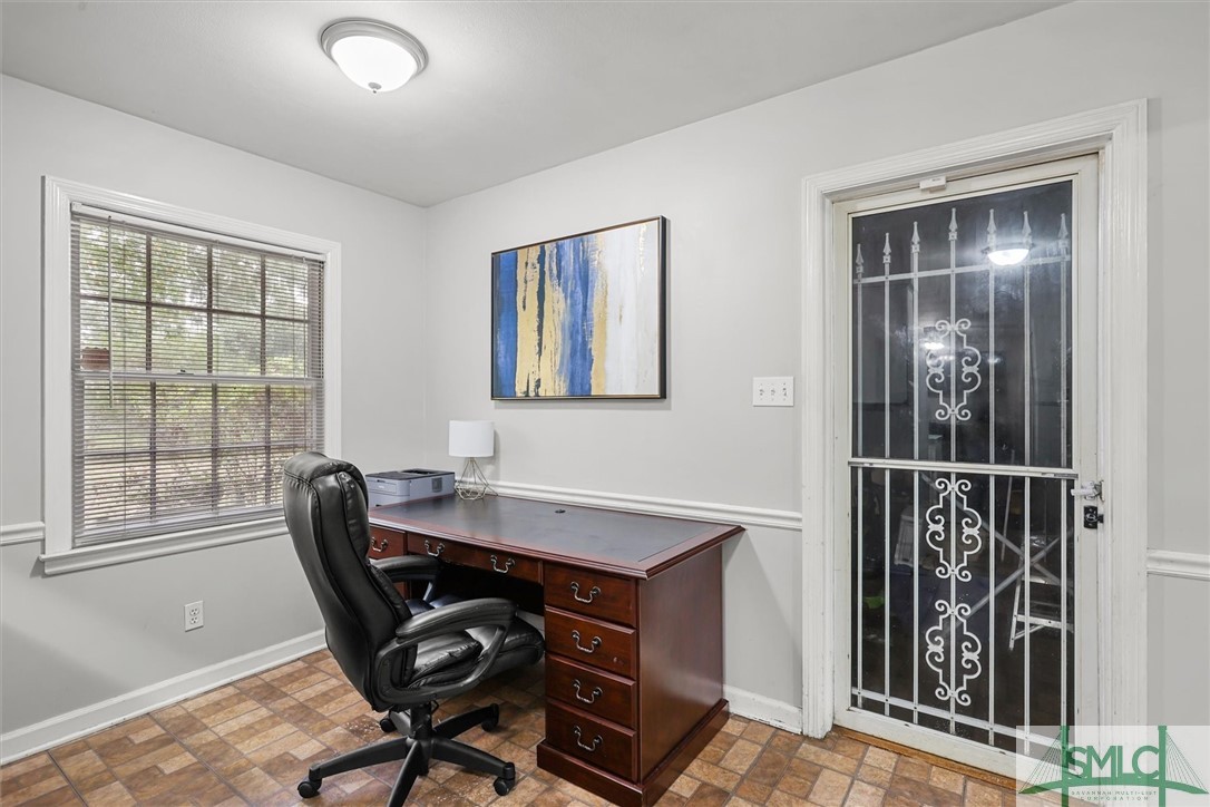 719 Windsor Road Savannah, GA 31419 - Photo 17 of 40