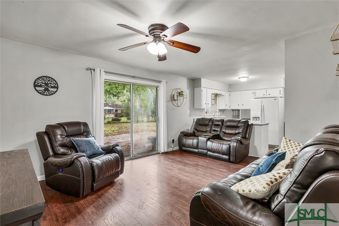 719 Windsor Road Savannah, GA 31419 - Photo 8 of 40