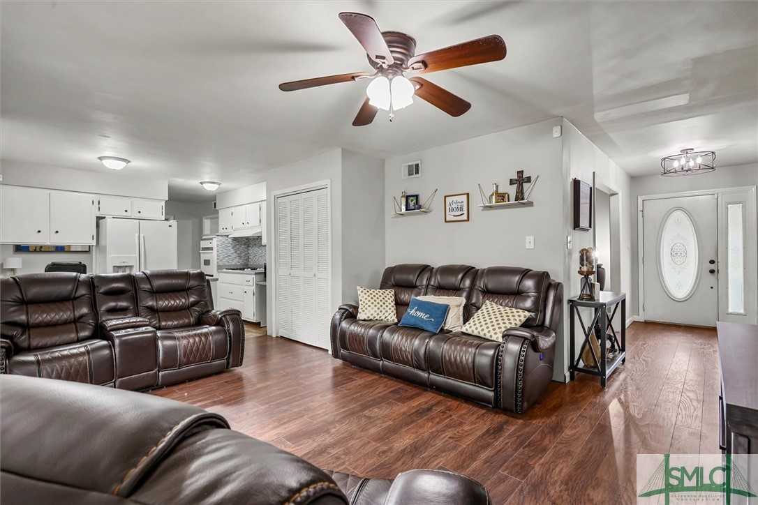 719 Windsor Road Savannah, GA 31419 - Photo 9 of 40