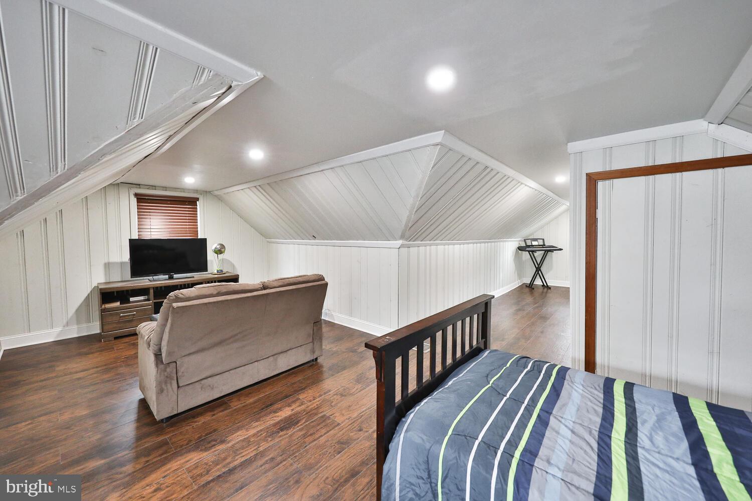 1510 Rhawn Street Philadelphia, PA 19111 - Photo 17 of 24 Gallery Image 17