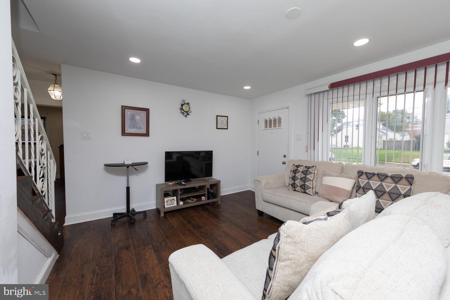 1510 Rhawn Street Philadelphia, PA 19111 - Photo 4 of 24 Gallery Image 4