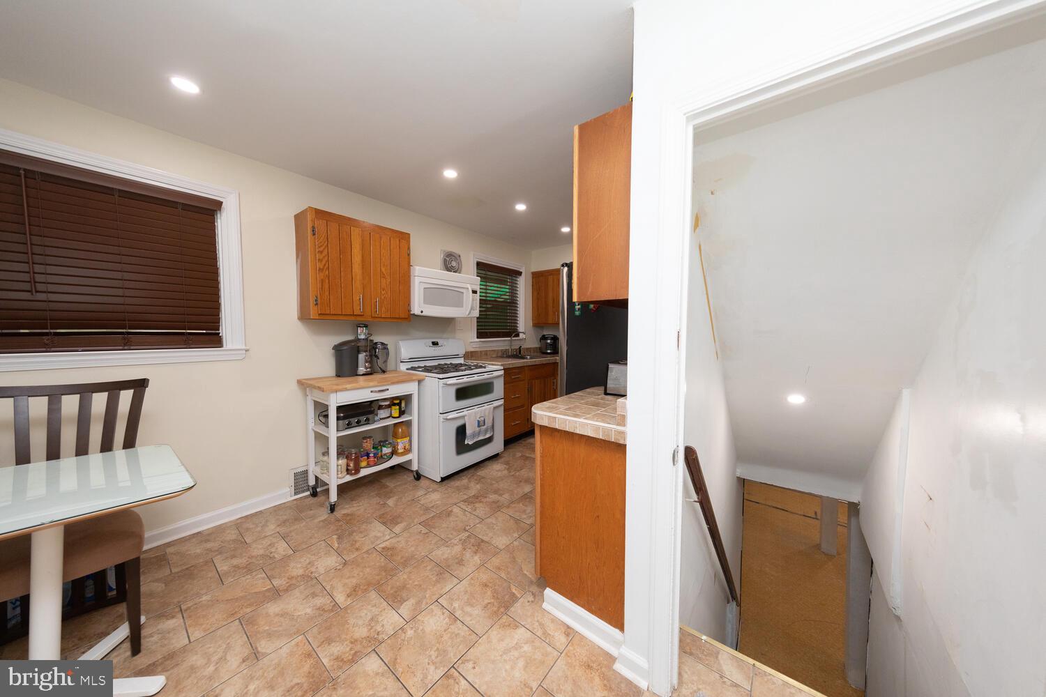 1510 Rhawn Street Philadelphia, PA 19111 - Photo 10 of 24 Gallery Image 10