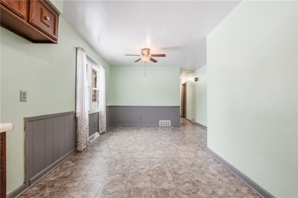 745 Robertson Road Hermitage, PA 16148 - Photo 18 of 33