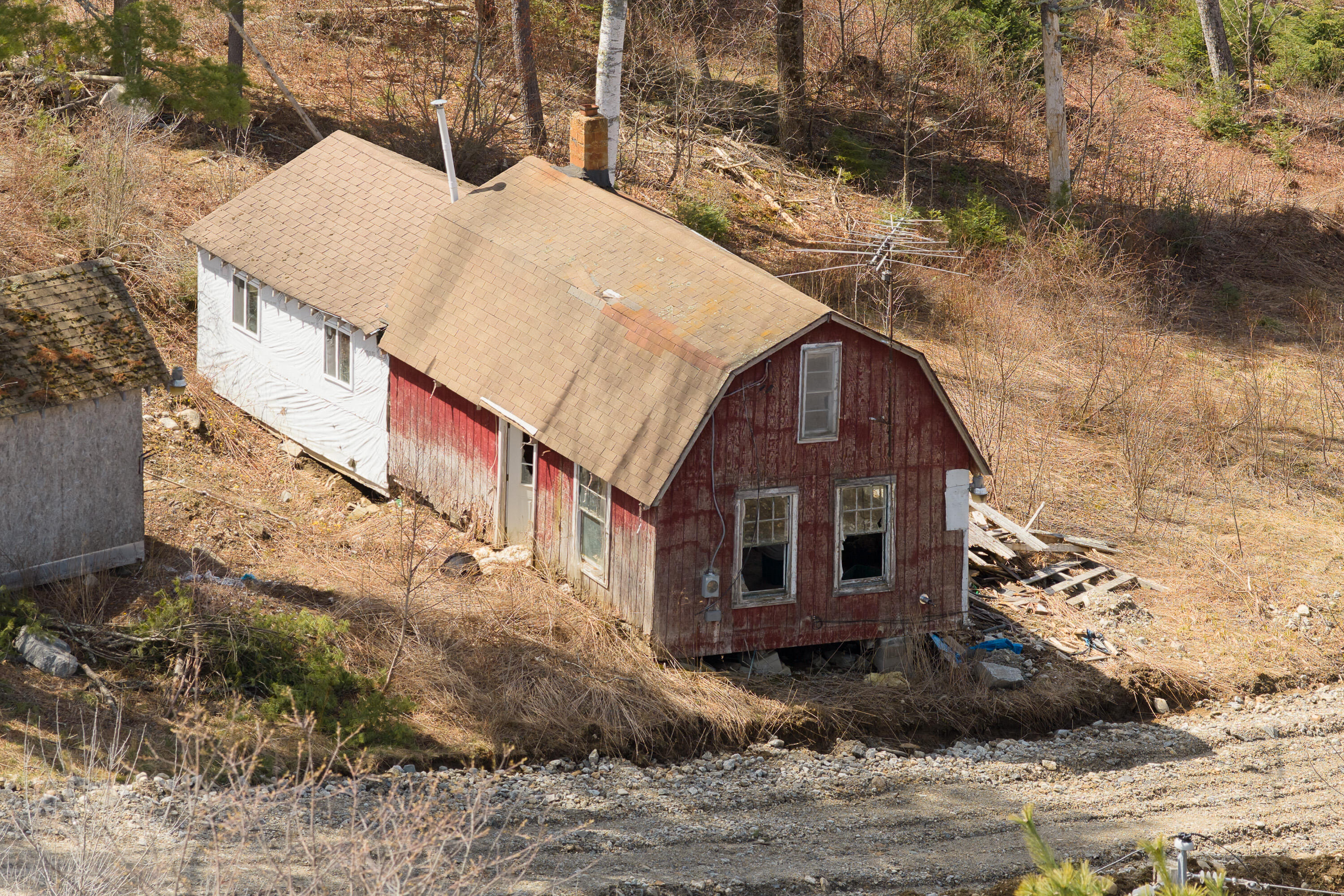 704 Gardiner Road Wiscasset, ME 04578 - Photo 18 of 25 704 Gardner Road Wiscasset-10